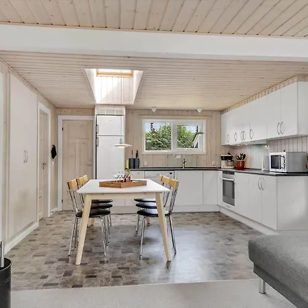 Holiday home C11197-hemmet-linningvej-9